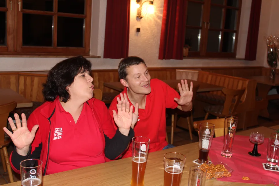 Endlich san d´Weiber furt – Vereinsfotos (Archiv)