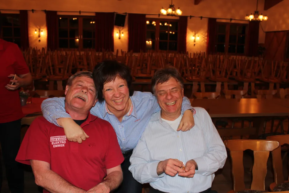 Endlich san d´Weiber furt – Vereinsfotos (Archiv)
